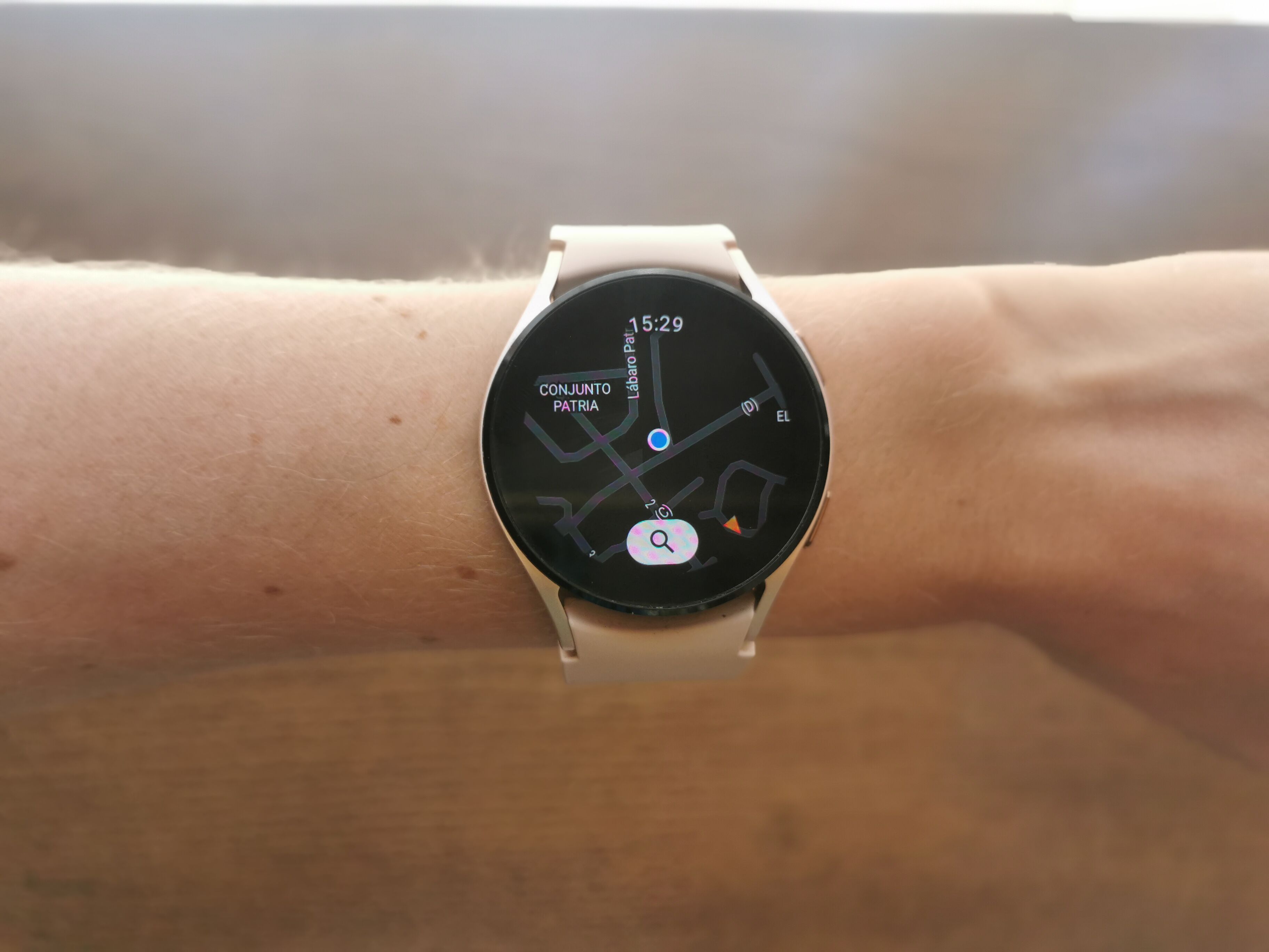 Navigation features on the Samsung Galaxy Watch 4.